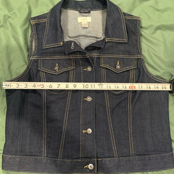 Jean vest, size L - Picture 5 of 6